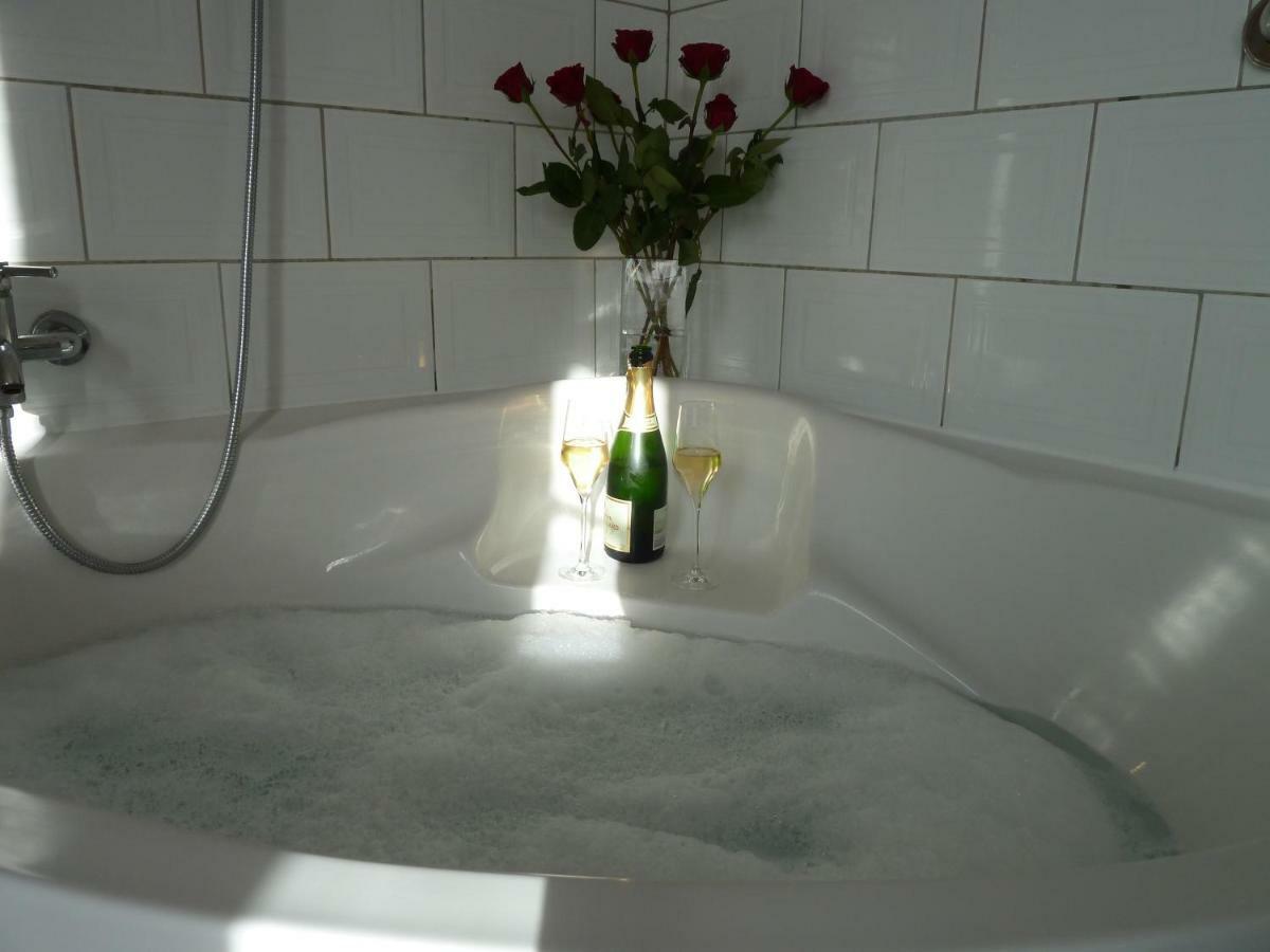 Bed and Breakfast Maison Butterfly Puissalicon Экстерьер фото